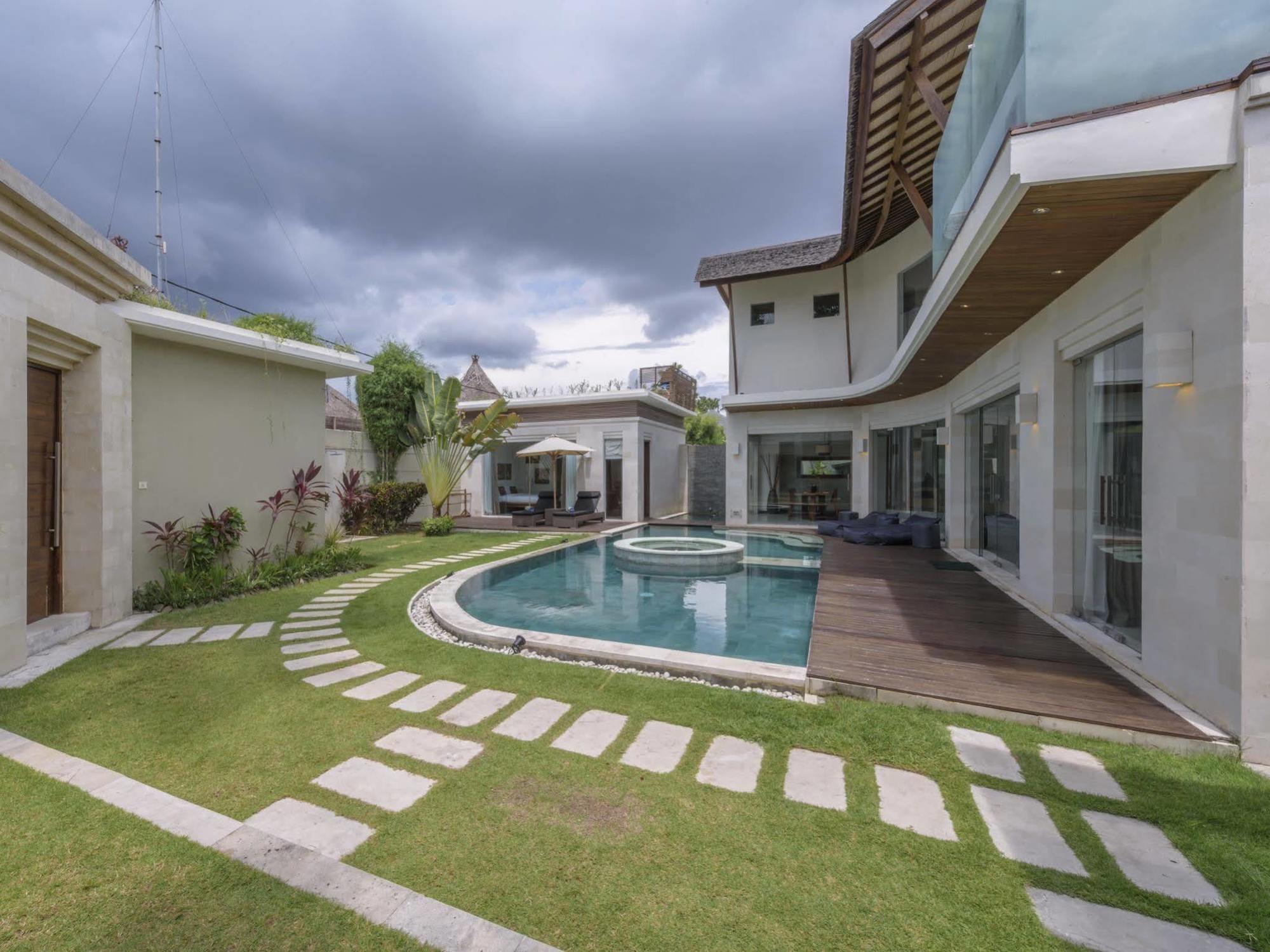 K Villas By Premier Hospitality Asia Seminyak  Luaran gambar